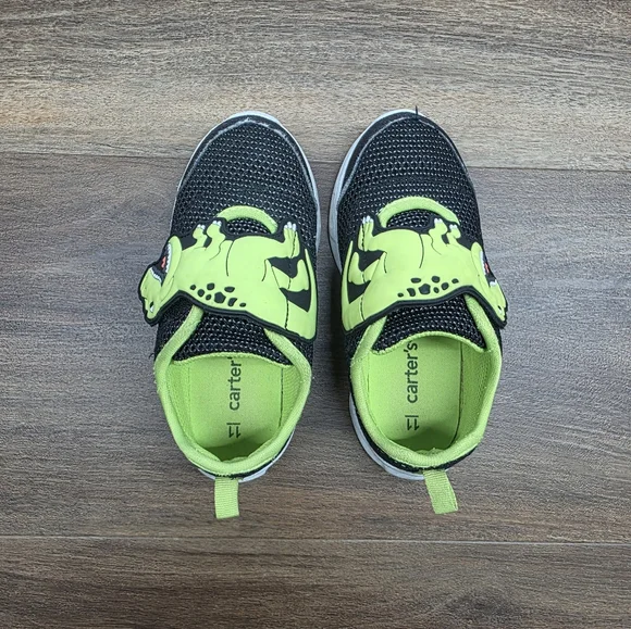 Bundle of Carters Toddler Boy Dinosaur/Gray Shoes SIZE: 11 - Picture 7 of 14